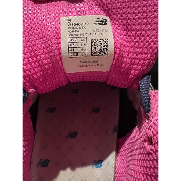 Size 9.5 - New Balance 1540v2 Blue - Picture 16 of 16